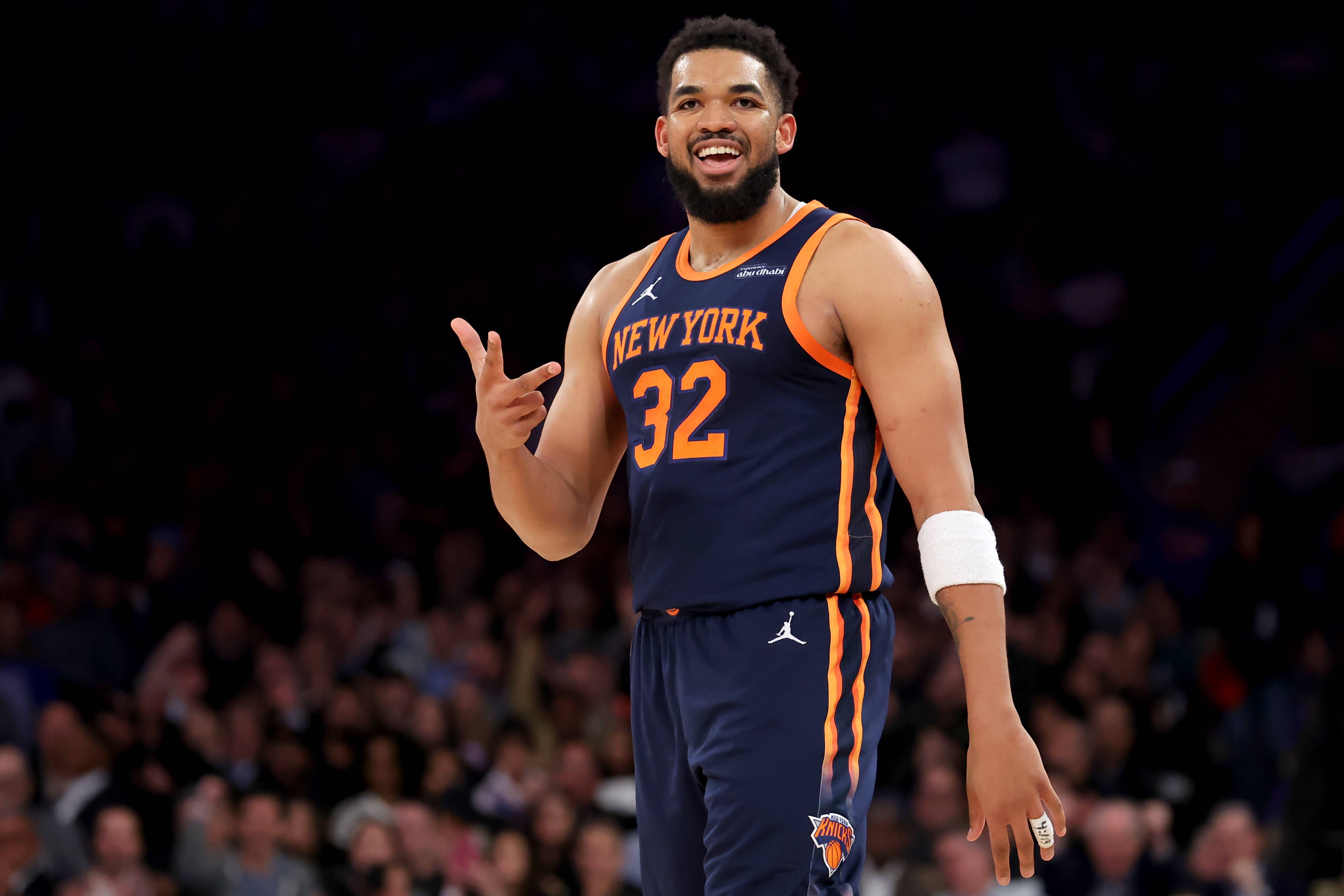 kaiyunapp-关于波尔图训练开放日，冲刺阶段篮板制胜引欢呼，NBA常规赛在即，身体对抗强度拉满的信息