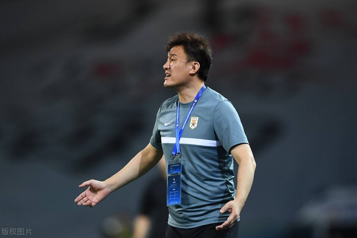 开云体育app-芝加哥公牛训练开放日；转会期更衣室发声引欢呼；中超在即；临场指挥获称赞(勇士坐镇主场迎战芝加哥公牛最新消息)